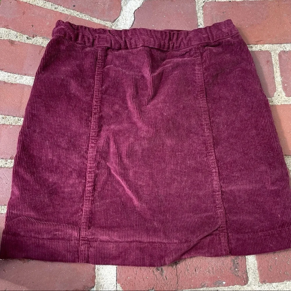 Brandy Melville mini skirt